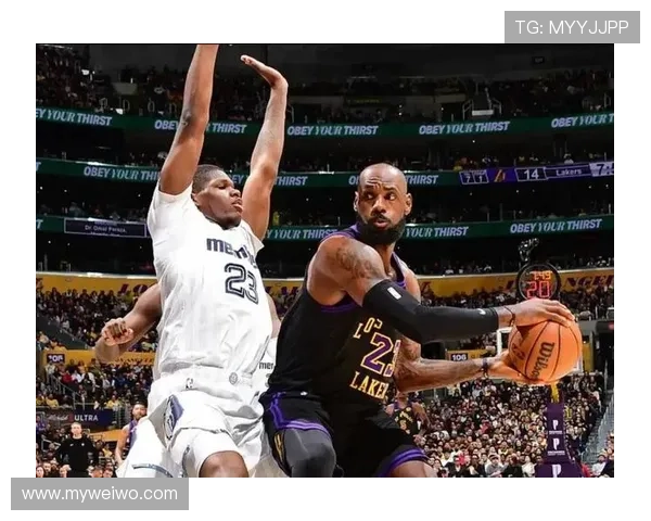 詹姆斯率湖人逆转取胜 莫兰特伤情严重灰熊连败创纪录